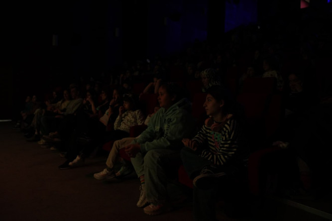 FKSM'de Çocuklarımıza Tiyatro Keyfi: “Misafir” Seyirciyle Buluştu