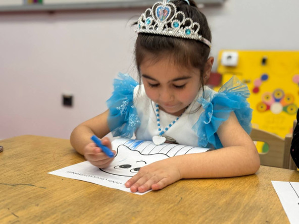 Çocuklarımız, Sümbülefendi Çocuk Kütüphanesi'nde Mavinin Dünyasına Yolculuğa Çıktı