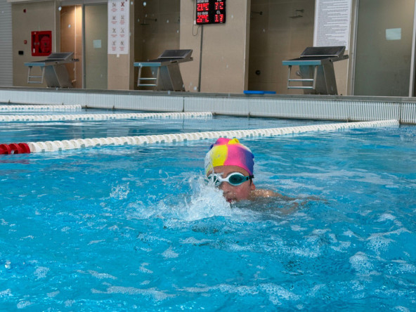 Fatih Belediyesi ile Çocuklarımız Yüzme Öğreniyor!