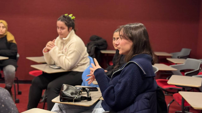 İngilizce Pratiği için Buluşma Noktanız: Fatih Merkez Kütüphanesi İngilizce Konuşma Kulübü