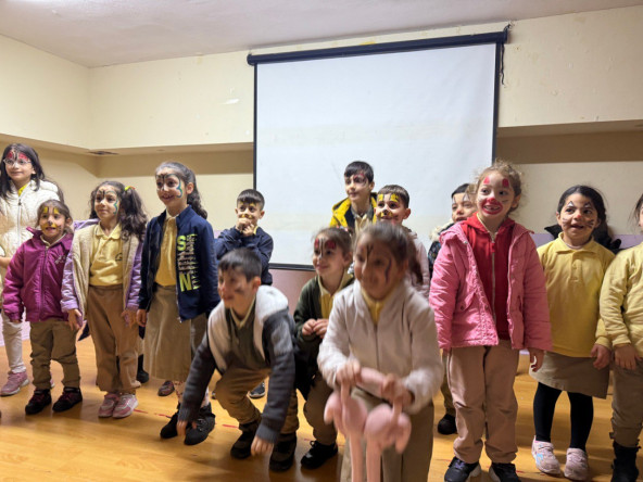 Halkla İlişkiler Ofisimizin Süperbüs'ü, Gençosman İlkokulu'nda Öğrencilerimizle Buluşuyor