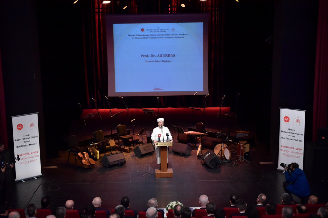 Haseki Dini Musiki Mezuniyet Konseri, Vali Gül, Diyanet İşleri Başkanı Erbaş ve Başkan Turan'ın Katılımıyla FKSM'de Gerçekleşti