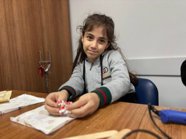 Anne ve Çocuklarımız, Yavuz Selim KARINCA El Emeği Eğitim Birimimizde El Becerilerini Geliştiriyor: Kapılar Sanatla Açılıyor