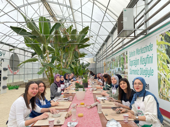 Yedikule Bahçe'de Seramik Atölyesi: Sanat ve Doğa Bir Arada