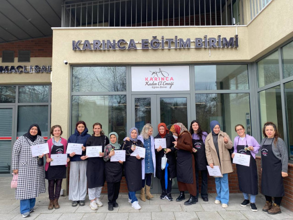 Vatandaşlarımız, KARINCA El Emeği Eğitim Birimi'nin Yavuz Selim'deki Amigurumi Atölyesi'nde Buluşuyor