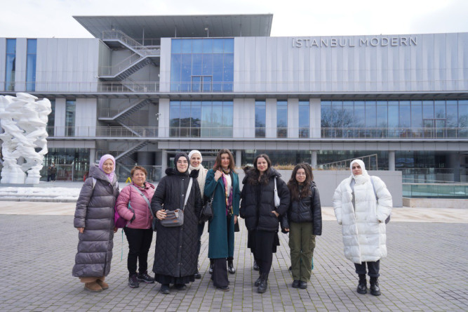 Fatih Belediyesi'nden Kağıttan Sanata: İstanbul Modern Gezisi ile Çevreye Duyarlı Eğitim Programı