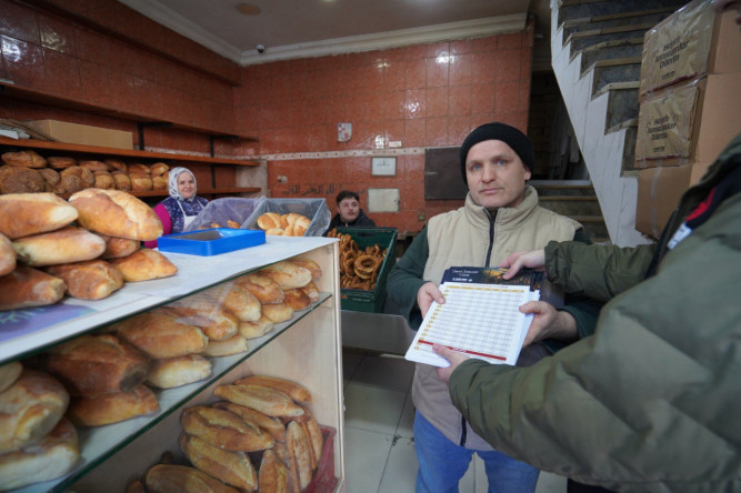 Halkla İlişkiler Ofisimiz, Mübarek Ramazan Ayı Vesilesiyle Fırın ve Pastanelerimize Pide Kağıdı ve İmsakiye Ulaştırıyor