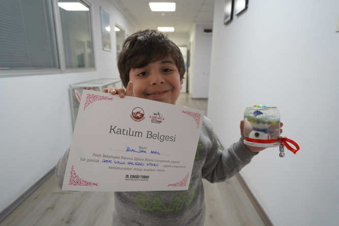 KARINCA El Emeği Eğitim Birimimizden Yavuz Selim'de Anneler ve Çocuklarımıza Özel Kar Küresi Etkinliği