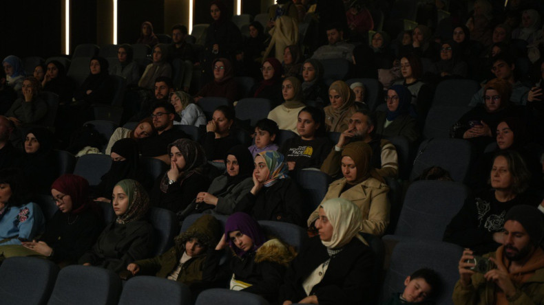 Âsitâne Meşkleri Fatih'te Yaşatıldı: Konser, Fatih Sultan Mehmet Kültür Merkezi'nde Dinleyicilerle Buluştu