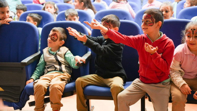 Halkla İlişkiler Ofisimizin Süperbüs'ü, Şehit Vedat Kara İlkokulu'nda Miniklerimizle Buluşuyor!