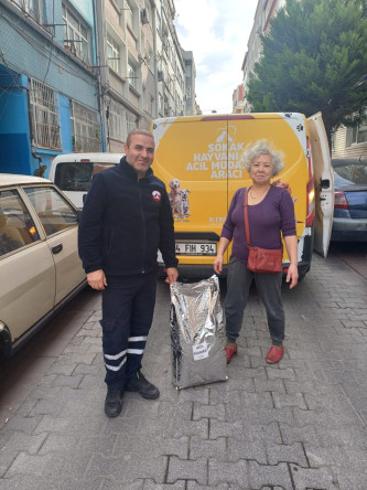 Minik Dostlarımız İçin El Ele: Fatih Belediyesi'nin Mama Desteği Devam Ediyor