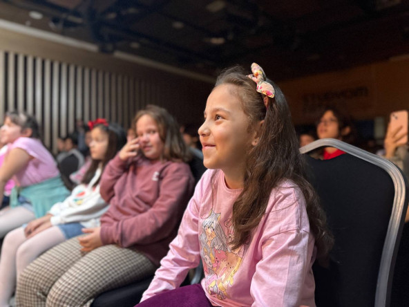 Fatih Sanat Akademisi ile Gelenekten Geleceğe: “Hayal Perdesi” Çocuklarımızla Buluştu