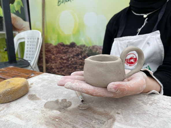 Ayvansaray Bahçe'de Doğayla İç İçe Kil Seramik Buluşması