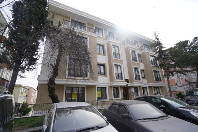 Fatih'te Kentsel Dönüşüm Devam Ediyor: Riskli Yapılar Güvenli Konutlara Dönüşüyor