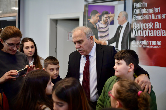 Arnavutköy Yeniköy İlkokulu Öğrencilerimiz, Fatih Merkez Kütüphanesi'nde Başkan Turan ile Buluştu