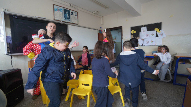 Halkla İlişkiler Ofisimizin Süperbüs'ü, Yedikule İlkokulu'nda Miniklerimizle Buluşuyor!