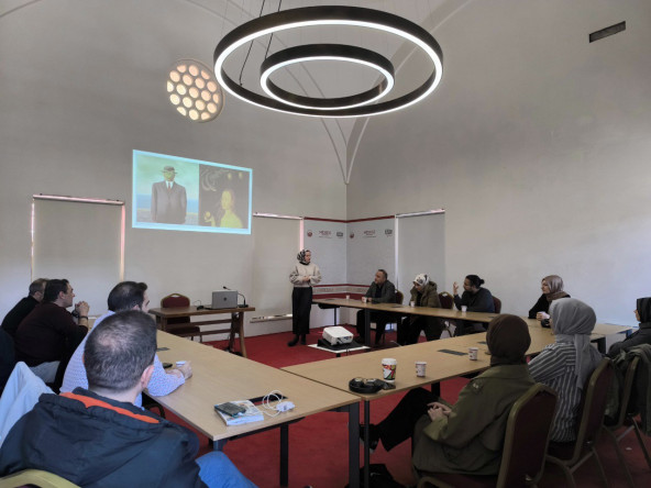 Sanatla İçsel Yolculuk Başladı: Medrese Davutpaşa'da Sanat Terapisi Programı