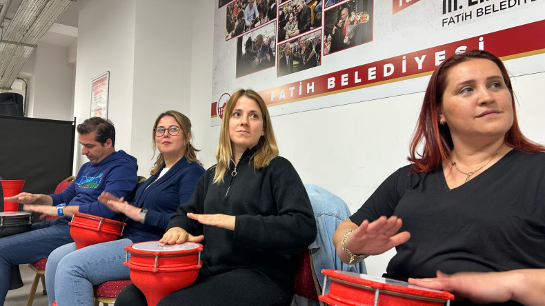 Kadın ve Aile Birimimizden Fındıkzade Çukurbostan Yaşam Merkezi Çok Amaçlı Salon'da “Stres Avcıları: Ritim Versiyonu” Programı