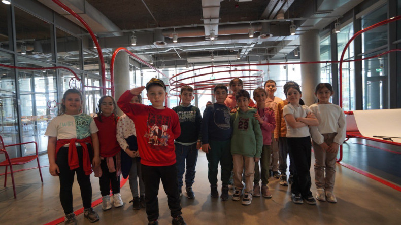 Dünya Sanat Günü'nde Sanatın İzinde: Çocuklarımızla İstanbul Modern'de Keşif Yolculuğu