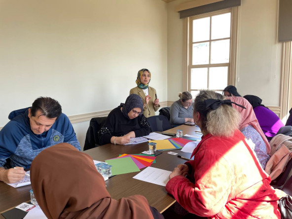 Kalemin Zarafeti Bâlâ Külliyesi Muvakkithânesi'nde Hayat Buluyor: Miras Fatih'ten Modern Hat Sanatı Dersleri