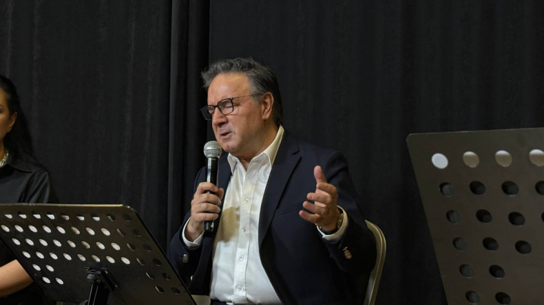 Müziğin Ritminde Buluşma: Fatih Sanat Akademisi'nde “Ahenk” Söyleşisi