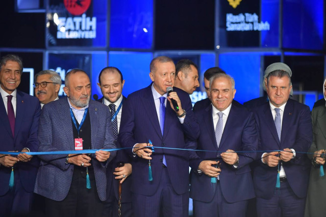 3. Uluslararası Yeditepe Bienali Açılış Programı, Cumhurbaşkanımız Sayın Recep Tayyip Erdoğan'ın Teşrifleriyle Yedikule Hisarı'nda Gerçekleştirildi