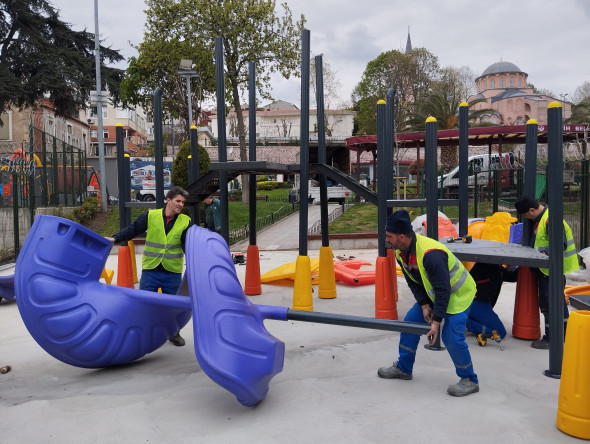 Fatih Belediyesi, Park Yapım ve Yenileme Çalışmalarını Sürdürüyor