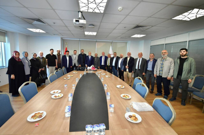 Başkan Turan, Mahalle Muhtarları ve Kutlu Fetih Platformu Üyeleriyle Bir Araya Geldi