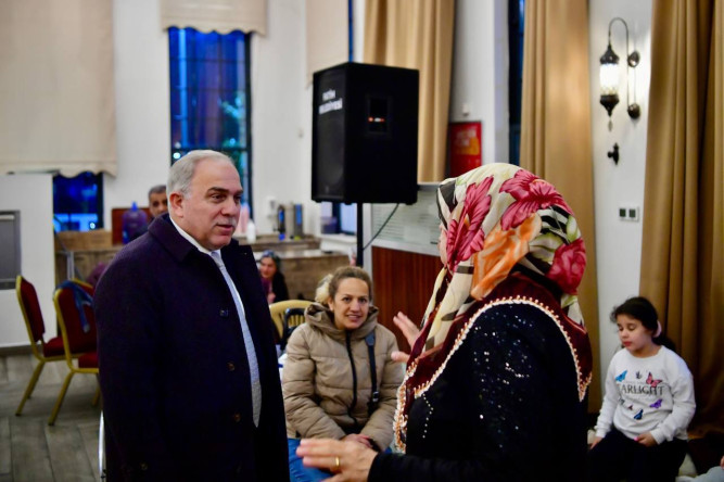 Başkan Turan, Depremin Ardından Gece Saatlerinde Belediye Tesislerimizde Konaklayan Hemşehrileriyle Bir Araya Geldi