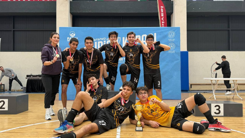 Suriçi Kupası'nda Genç Sporcularımızın Voleybol Şampiyonası Heyecanı