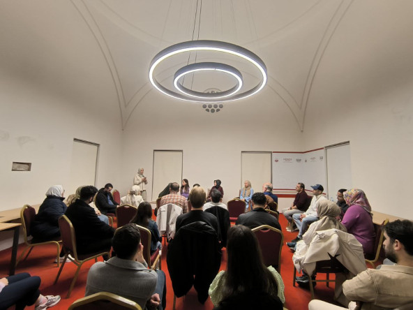 Medrese Davutpaşa, Şiir Gecesi'nde Vatandaşlarımızı Ağırlıyor