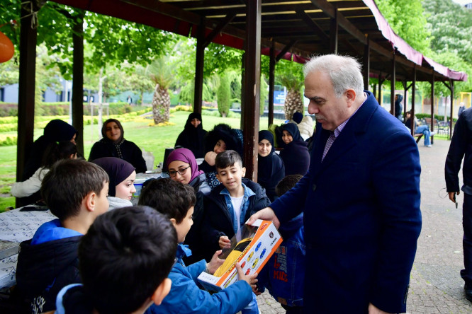 Başkan Turan, Fındıkzade Çukurbostan Yaşam Merkezimizde Hemşehrileriyle Buluştu