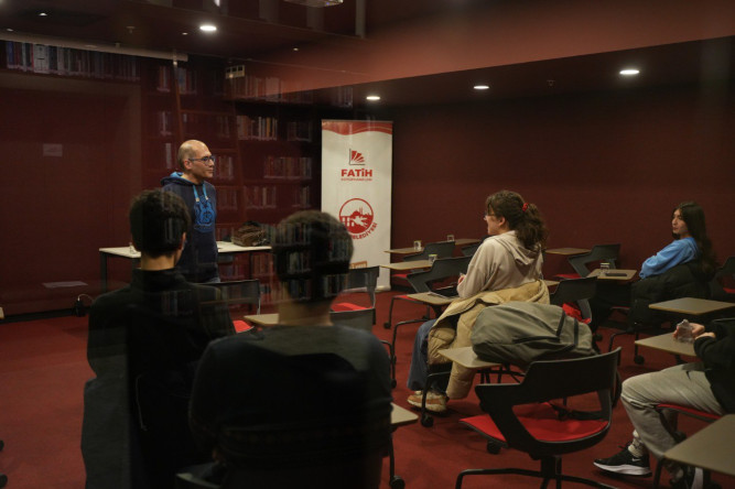 İngilizce Pratiği için Buluşma Noktanız: Fatih Merkez Kütüphanesi İngilizce Konuşma Kulübü