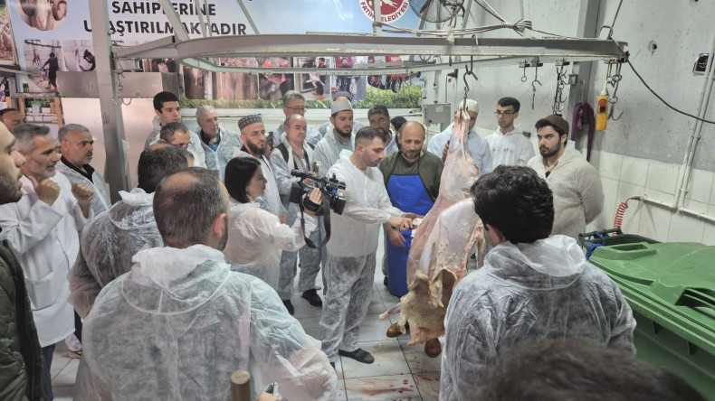 Fatih Belediyesi'nden Kurban Bayramı Öncesi Sertifikalı Eğitim Hamlesi: Bilinçli Kesim İçin Ortak Sorumluluk