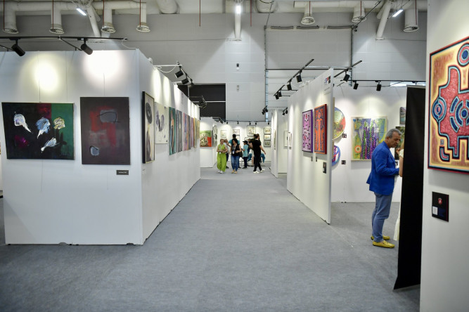 Başkan Turan, Karınca El Emeği Eğitim Birimimizin de Yer Aldığı ArtContact İstanbul 5. Uluslararası Çağdaş Sanat Fuarı'nı Ziyaret Etti