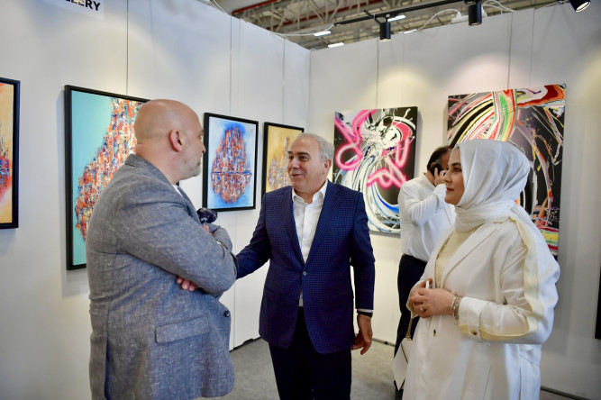 Başkan Turan, KARINCA El Emeği Eğitim Birimimizin de Yer Aldığı ArtContact İstanbul 5. Uluslararası Çağdaş Sanat Fuarı'nı Ziyaret Etti