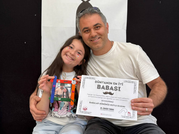 Başkan Turan, Babalar Günü Vesilesiyle Silivrikapı Çocuk Kütüphanemizde Miniklerimiz ve Babalarıyla Buluştu