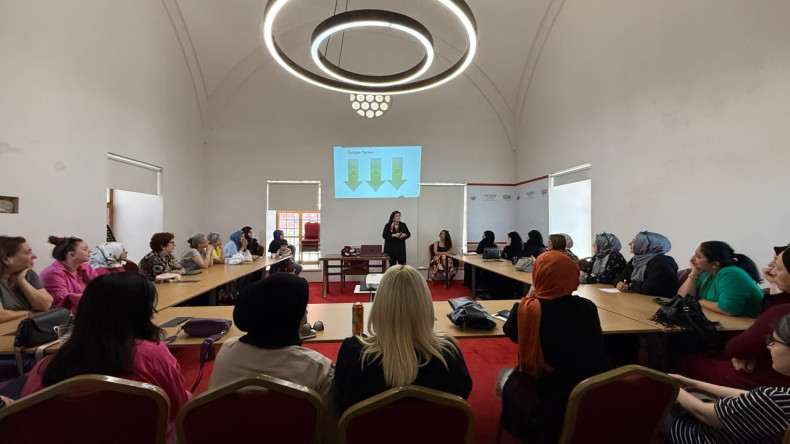 KARINCA El Emeği Eğitim Birimimizden GastroSanat ve Medrese Davutpaşa'da Kişisel Gelişim Seminerleri