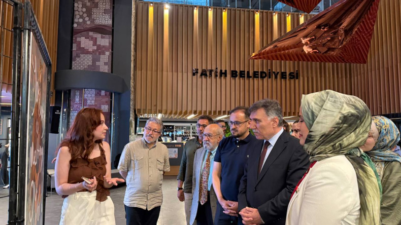 Posterist Sergisi, “Küresel Isınma” Temasıyla Başkan Turan'ın Teşrifi ve Değerli Akademisyenlerin Katılımıyla Fatih Merkez Kütüphanesi'nde Açıldı