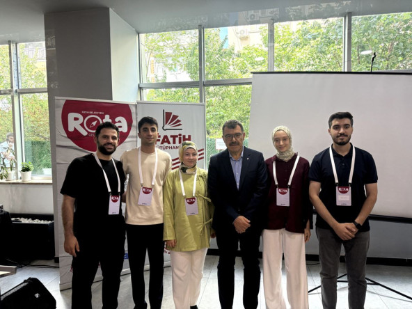 Fatih'te Bilim ve Gelecek Buluşması: Bilim Kafe'de Yapay Zekâ Konuşuldu