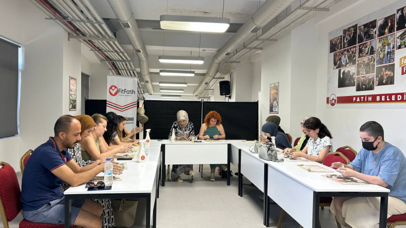 Fındıkzade Çukurbostan Yaşam Merkezi'nde Seramikle Stres Yönetimi: Kadın ve Aile Birimimizden NoMonoton Çalışması