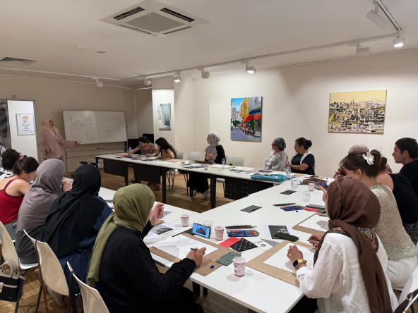 Ayasofya'nın Mimari Hikâyesi Kağıda Döküldü: Kadırga'da Eskiz ve Renklerle Sanatsal Yolculuk