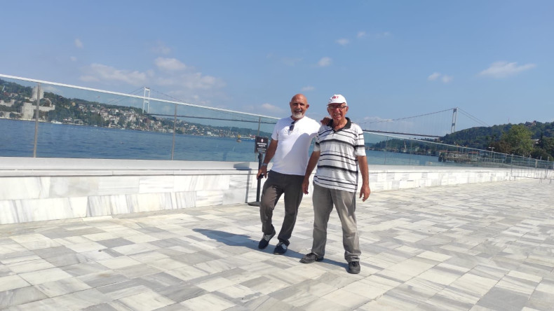 Yadigâr Kahvesi'ndeki Kıymetli Büyüklerimizle Tarihî Kasırlarda Keyifli Bir İstanbul Yolculuğu