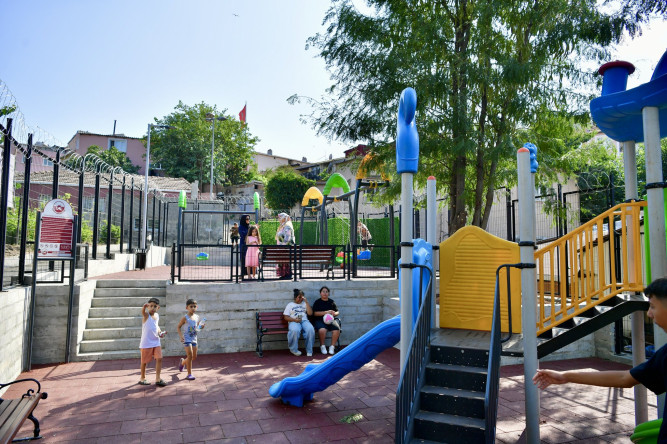 Başkan Turan, Fatih'e Yeni Kazandırdığımız Şehit Ramazan Pınarbaşı Parkı'nda Hemşehrileriyle Buluştu