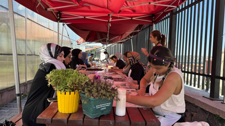 Ayvansaray Bahçe'de Doğayla İç İçe Kil Seramik Buluşması
