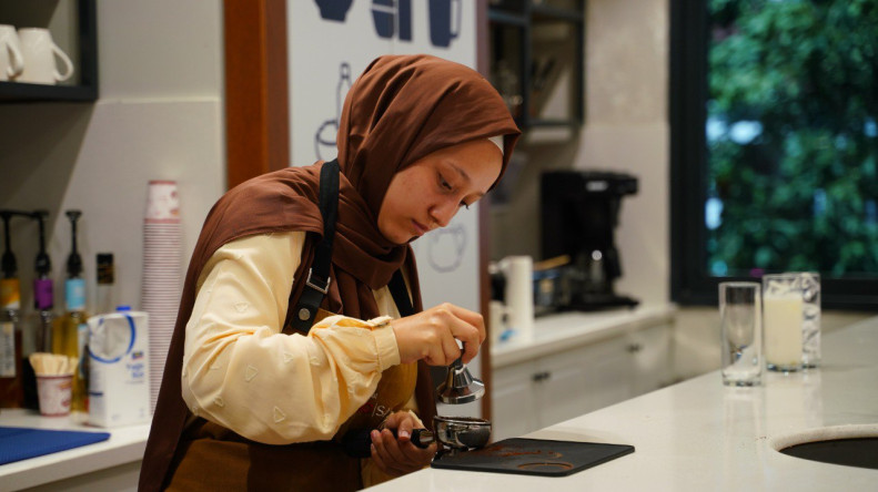 KARINCA El Emeği Eğitim Birimimiz ile Gastrosanat'ta Soğuk Kahve Atölyesi: Espresso Tekniklerinden Yazın Serin Tatlarına Uzanan Bir Yolculuk