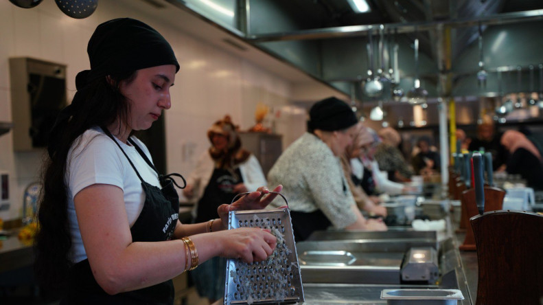 KARINCA El Emeği Eğitim Birimi ile Geleneksel Tatların İzinde: GastroSanat'ta Boşnak Mantısı Eğitimi