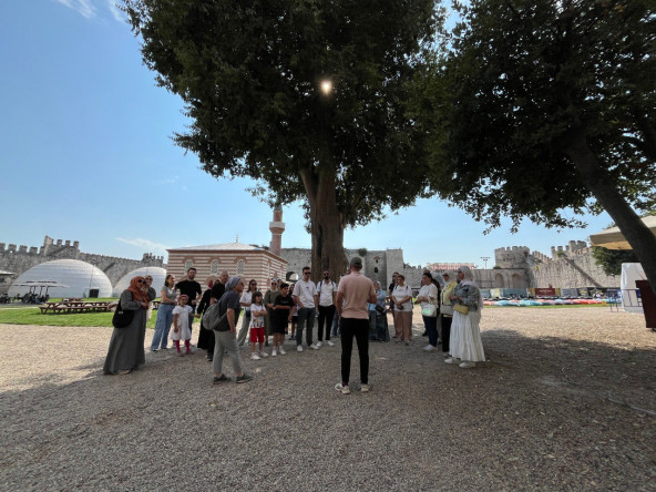 Efsaneleriyle Ünlü Yedikule Hisarı'nda Rehberli Gündüz Turları Devam Ediyor