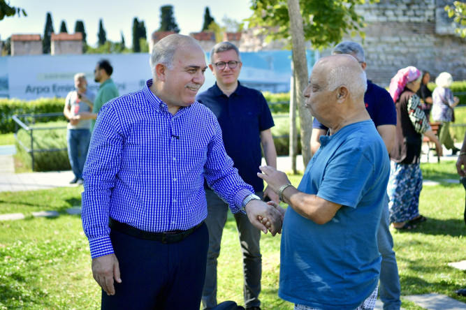 Başkan Turan, Karasurları Millet Bahçemizde Hemşehrileriyle Buluştu