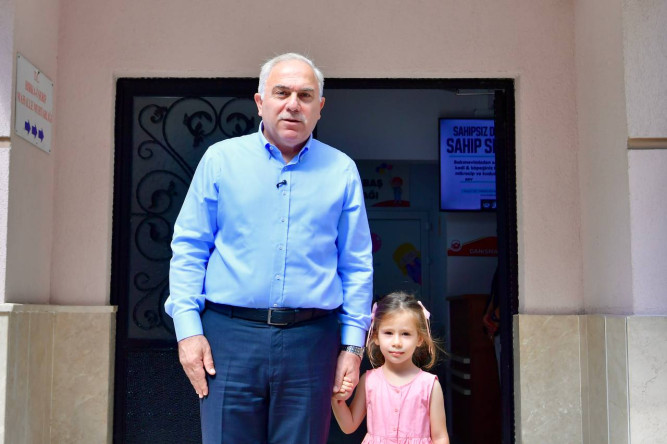 Başkan Turan, Yeni Eğitim Döneminin İlk Günlerinde Çocuk Duraklarımızda Miniklerimizle Buluştu